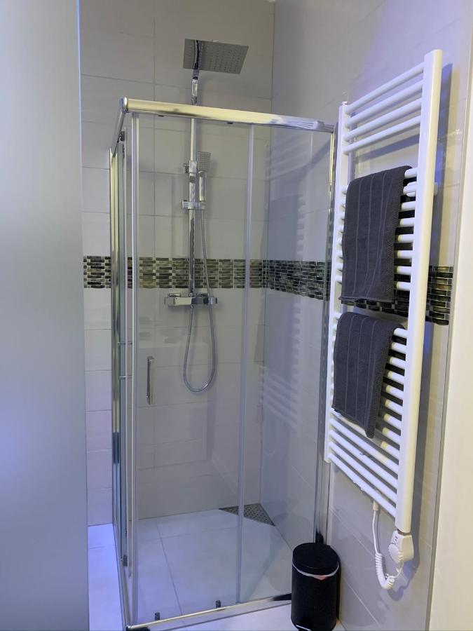Executive Double Room With En-Suite In Guest House City Centre R4 卢森堡 外观 照片